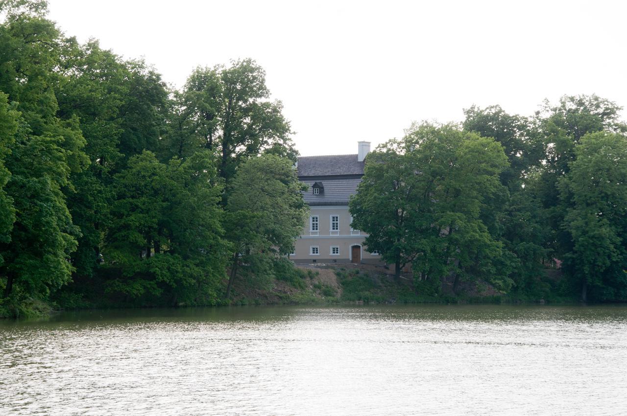 Hotel Zámek Jeseník Nad Odrou Exteriér fotografie